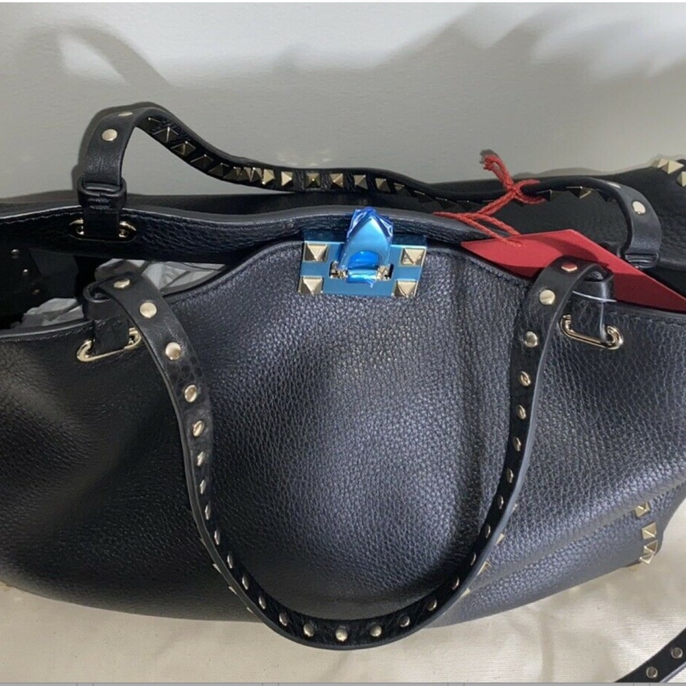 VALENTINO GARAVANI Medium Grain Leather Rockstud Tote Bag *Brand New* - Picture 8 of 12